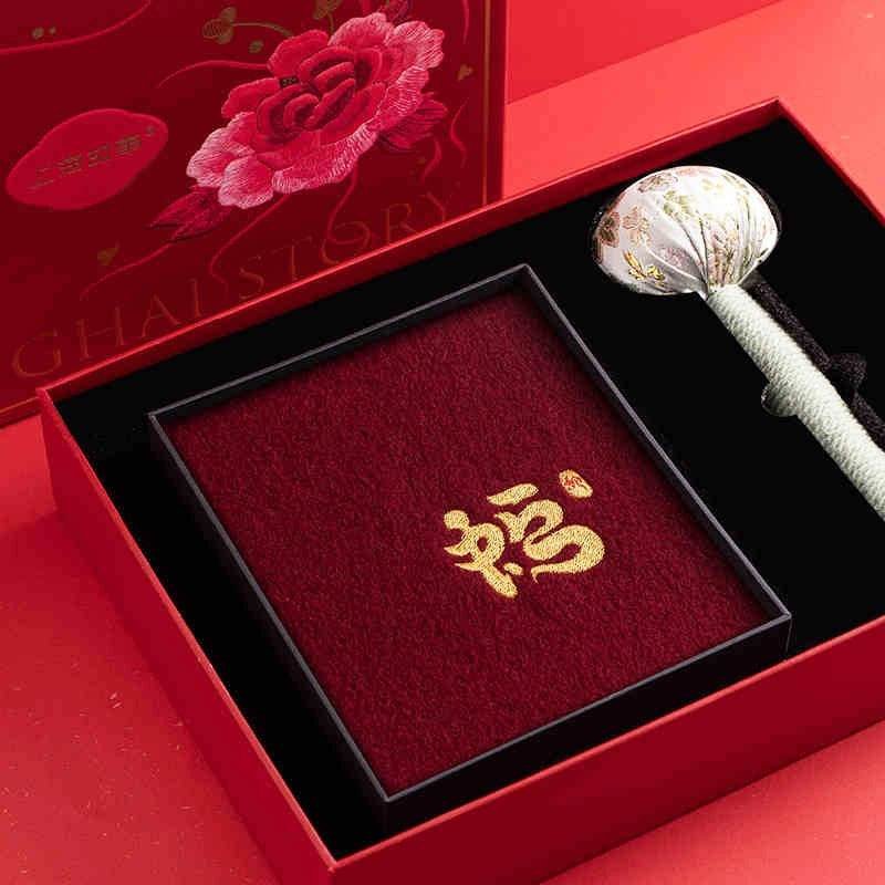 Chinese New Year Winter Wool Scarf Health & Wellness Gift - Image 4