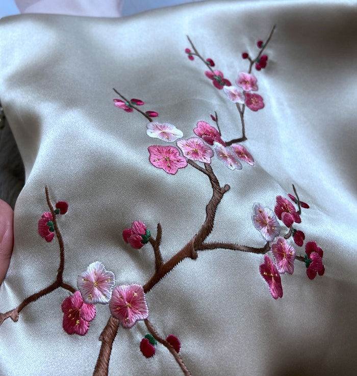 Handmade Su Embroidery 16 Momme Silk Scarf 155x35cm - Image 10